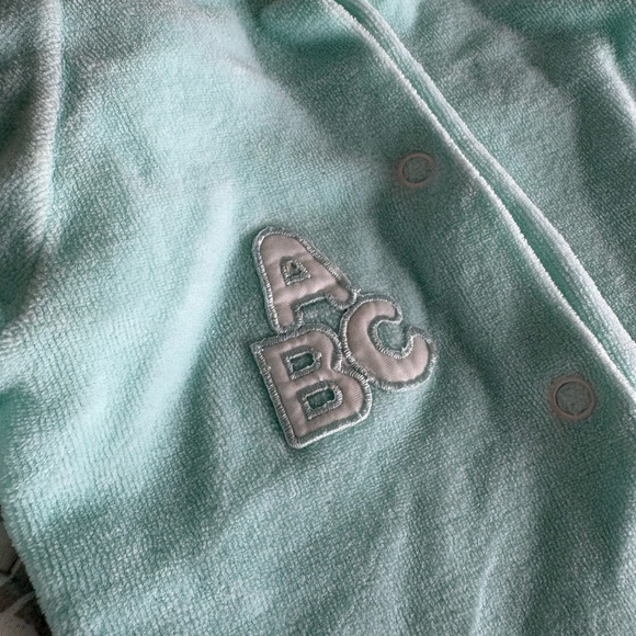 Vintage Retro Mint Green Pastel Baby Footie PJs Sleeper Easter ABCs Grandmacore - Picture 3 of 3